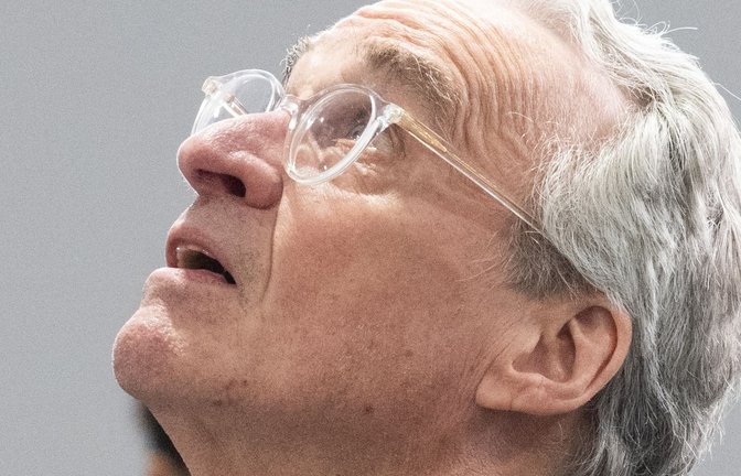 In Erwartung des „galaktischen Beistandes“ der Allianz: Vor allem Heinrich XIII. Prinz Reuß misstraute zunehmend den Militärs in seiner Gruppe.<span class='image-autor'>Foto: dpa//Boris Roessler</span>