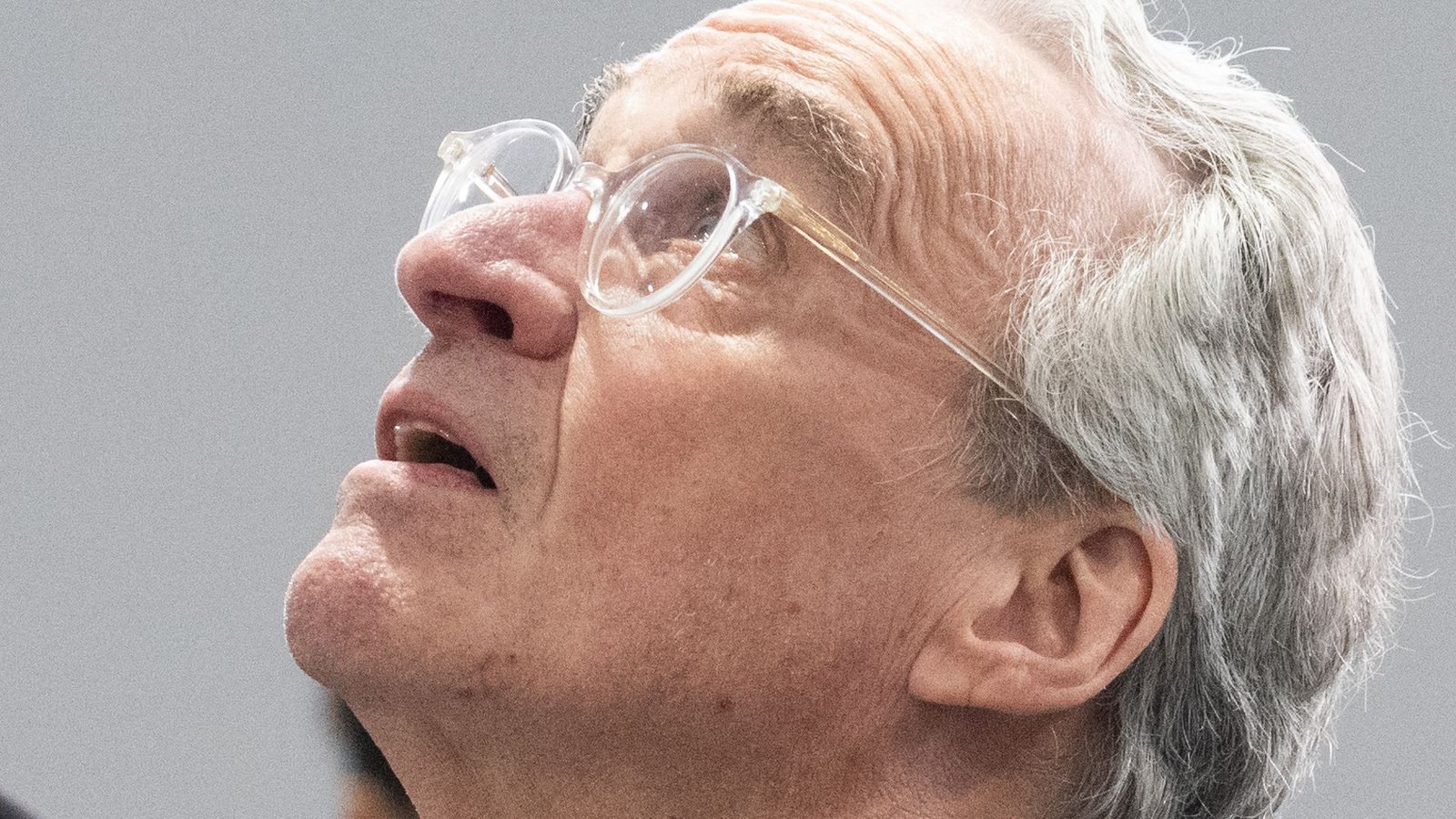 In Erwartung des „galaktischen Beistandes“ der Allianz: Vor allem Heinrich XIII. Prinz Reuß misstraute zunehmend den Militärs in seiner Gruppe.Foto: dpa//Boris Roessler In Erwartung des „galaktischen Beistandes“ der Allianz: Vor allem Heinrich XIII. Prinz Reuß misstraute zunehmend den Militärs in seiner Gruppe.Foto: dpa//Boris Roessler