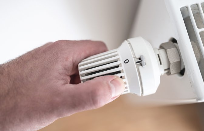 Die Heizung ist warm, obwohl sie ausgeschaltet ist...<span class='image-autor'>Foto: Christian Horz / shutterstock.com</span>