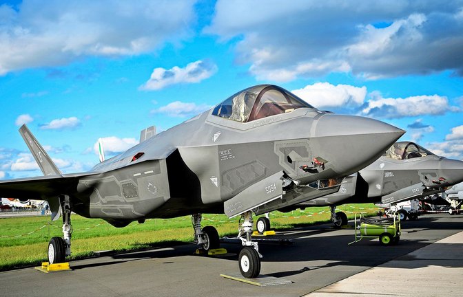 Viele EU-Staaten haben F-35-Kampfjets gekauft. Doch inzwischen gibt es  Zweifel an der Verlässlichkeit der USA im Krisenfall – und damit auch an den Flugzeugen.<span class='image-autor'>Foto: dpa</span>