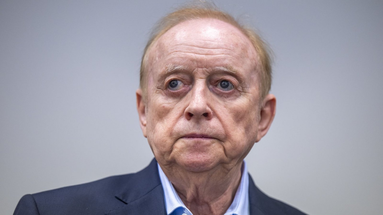 Alfons Schuhbeck  im Gerichtssaal des Landgericht München I. Gegen Schuhbeck wurde unter anderem wegen des Vorwurfs des Subventionsbetrugs verhandelt.Foto: Peter Kneffel/dpa/Peter Kneffel