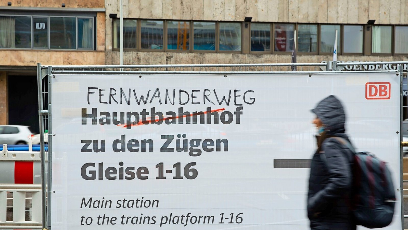 Die Wege am Hauptbahnhof ändern sich ein weiteres Mal.Foto: Lichtgut/Leif / Piechowski Die Wege am Hauptbahnhof ändern sich ein weiteres Mal.Foto: Lichtgut/Leif / Piechowski