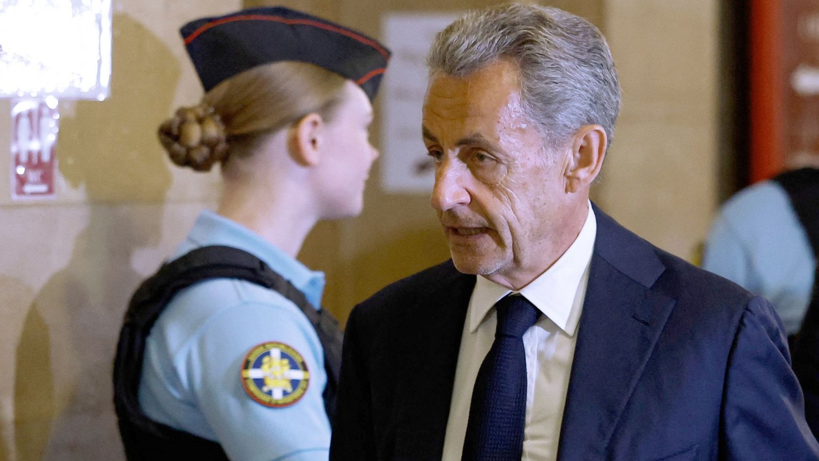 Die Verteidigung fordert auch in Berufung einen Freispruch für Sarkozy.Foto: Simon Wohlfahrt/AFP/dpa Die Verteidigung fordert auch in Berufung einen Freispruch für Sarkozy.Foto: Simon Wohlfahrt/AFP/dpa