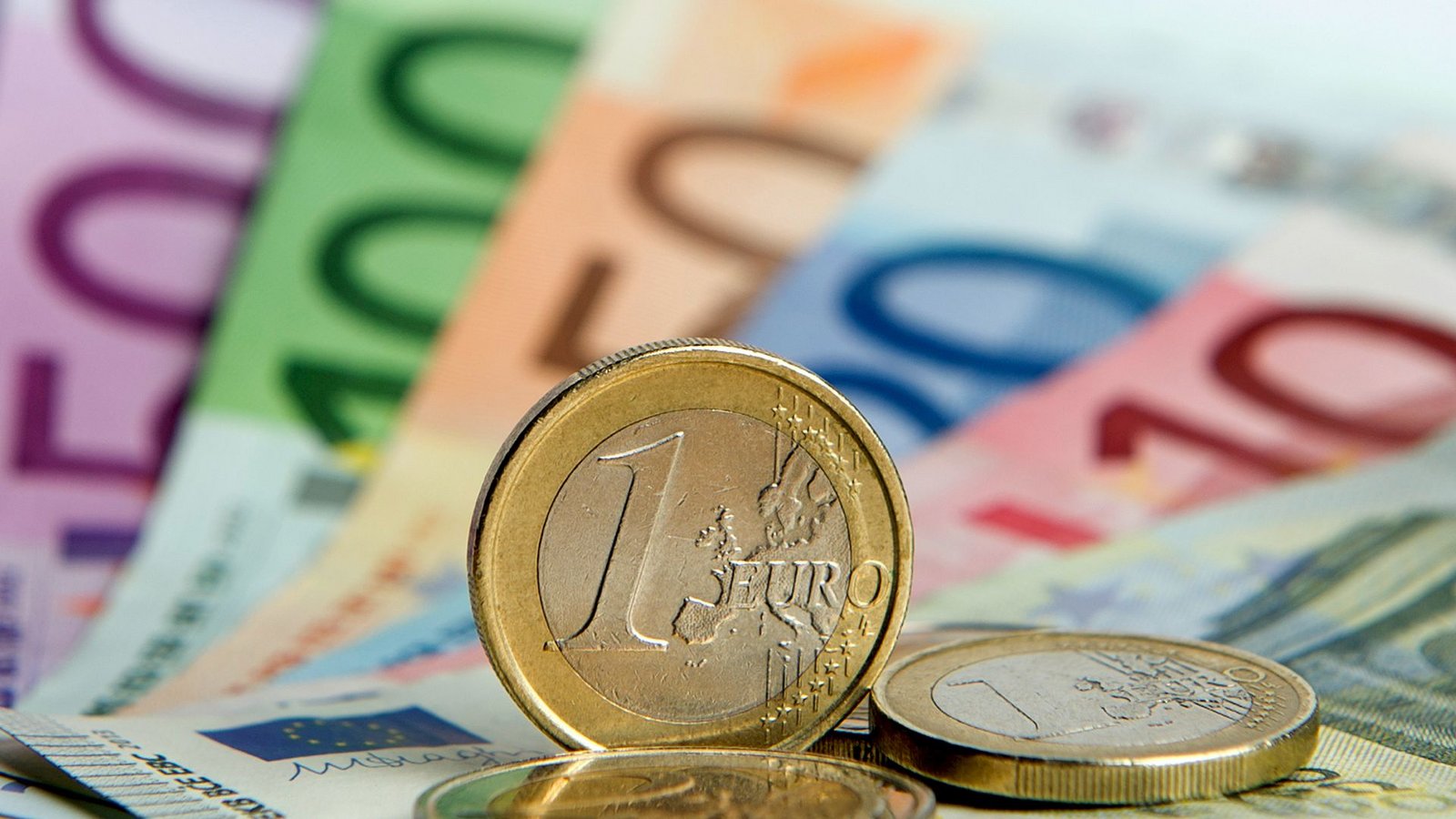 Die Bundesregierung diskutiert über den Etat für das kommende Jahr. (Symbolbild)Foto: picture alliance / dpa/Biczysko