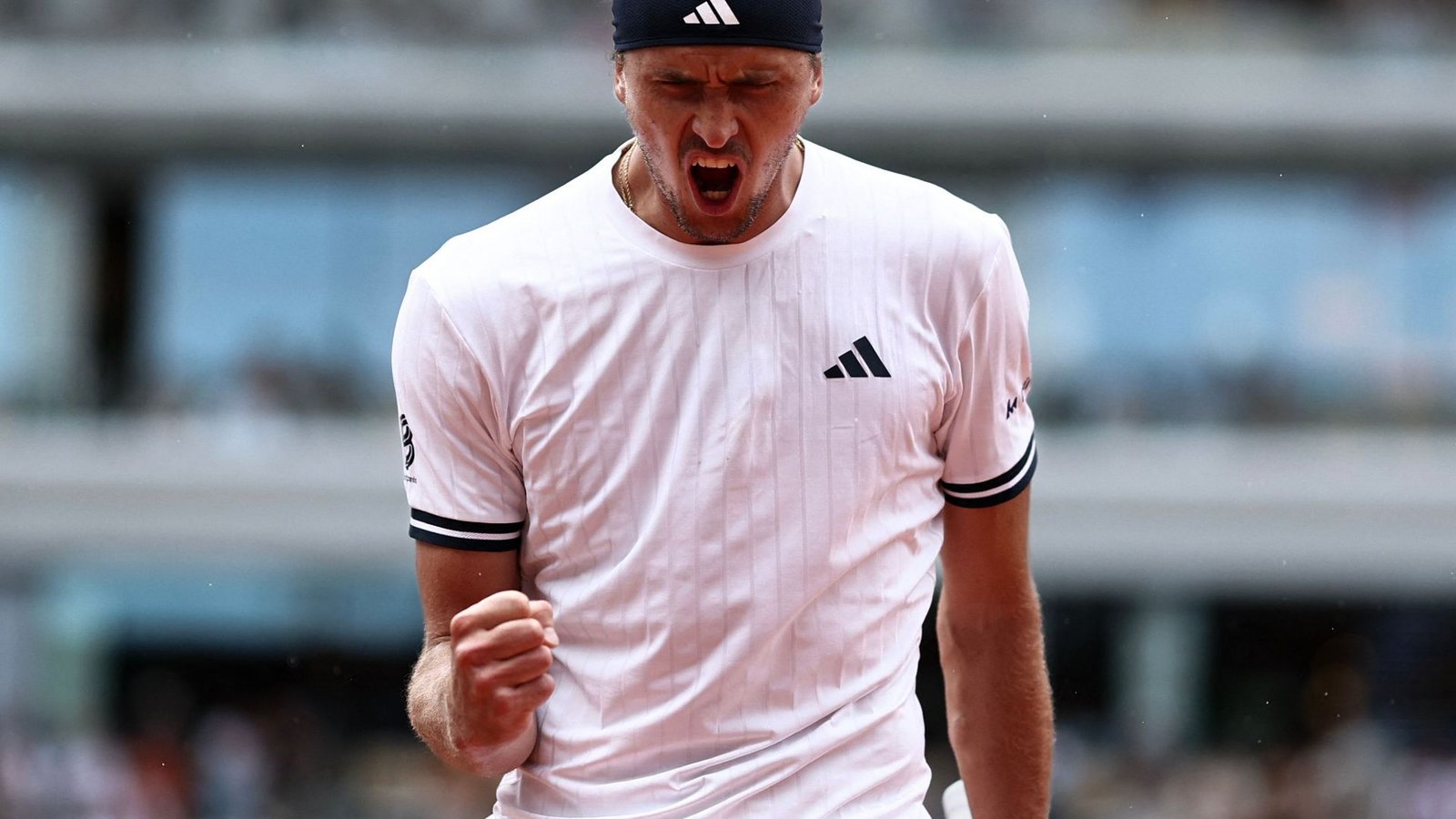 Zverev jubelt über einen Punktgewinn.Foto: Anne-Christine Poujoulat/AFP/dpa Zverev jubelt über einen Punktgewinn.Foto: Anne-Christine Poujoulat/AFP/dpa