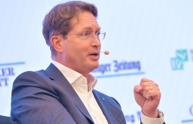 Mercedes-Chef Ola Källenius spricht auf der Veranstaltung von Stuttgarter Zeitung und Stuttgarter Nachrichtien offen darüber, in welcher Situation bei ihm mal „ein bisschen die Sicherung durchgebrannt“ ist.<span class='image-autor'>Max Kovalenko</span>