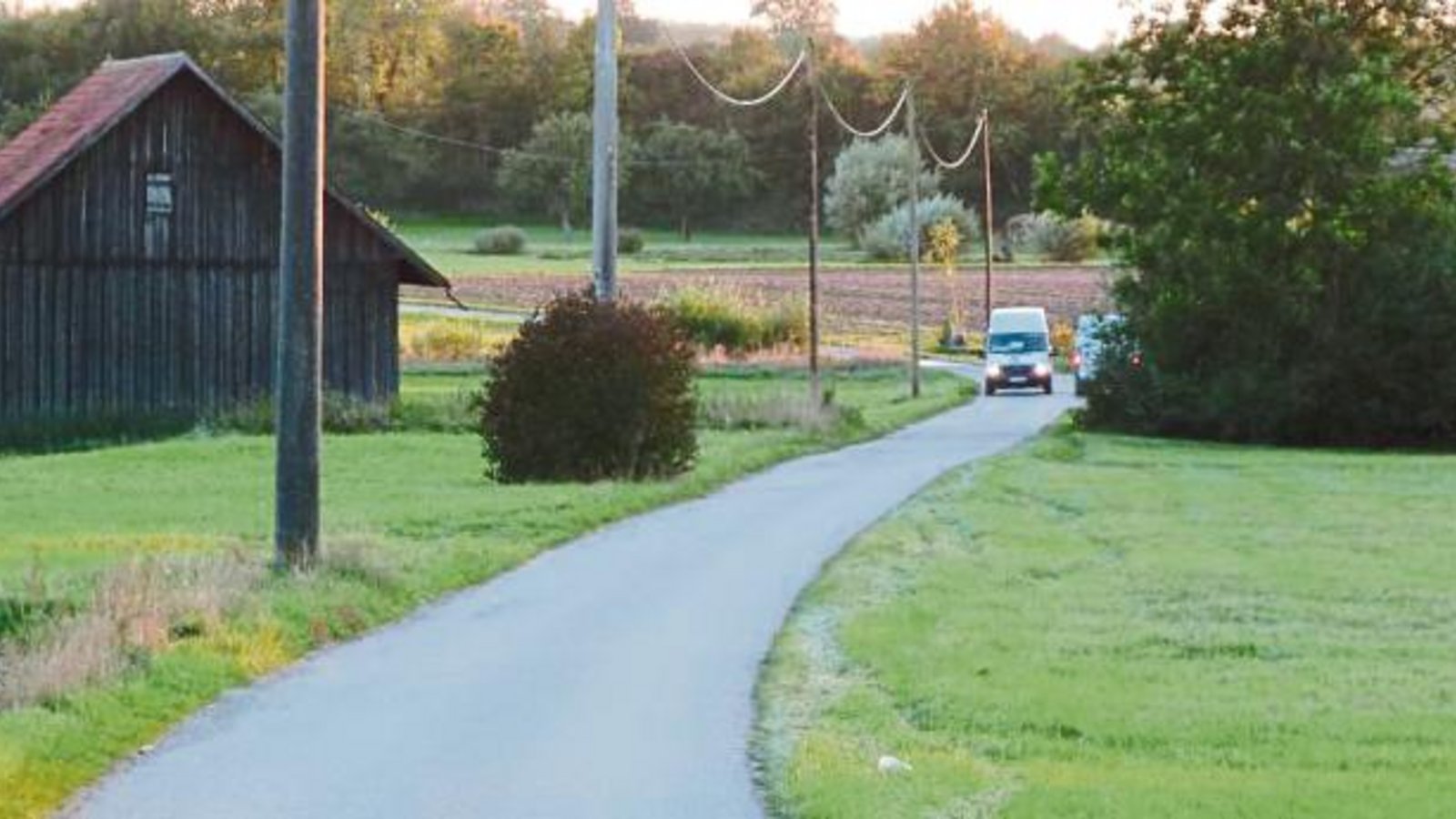 Auf der Trasse des ehemaligen Transportwegs soll die Westtangente entstehen. Foto: Arning Auf der Trasse des ehemaligen Transportwegs soll die Westtangente entstehen. Foto: Arning