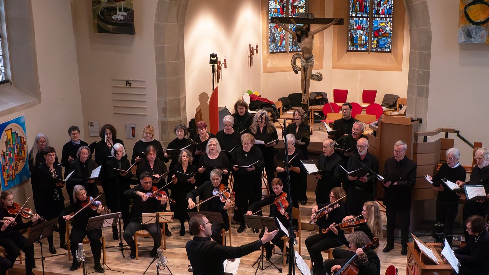 Die Musik steht im Zentrum der Illinger Karfreitagsgottesdienste: Dieses Jahr musizieren der evangelische Kirchenchor, mehrere Solisten und das Maulbronner Kantatenorchester. Foto: Friedrich Die Musik steht im Zentrum der Illinger Karfreitagsgottesdienste: Dieses Jahr musizieren der evangelische Kirchenchor, mehrere Solisten und das Maulbronner Kantatenorchester. Foto: Friedrich