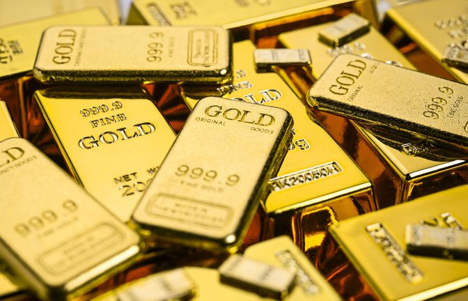 Zehn kleine Goldbarren hat ein Klärwärter beim Rasenmähen gefunden.<span class='image-autor'>Foto: /Christian Ohde</span>