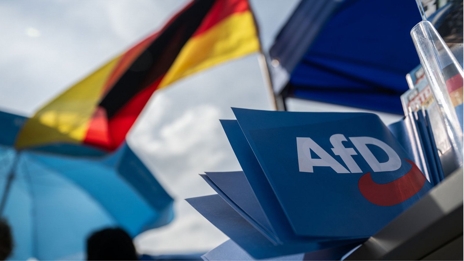 Mehrere Medien wehren sich gegen einen Ausschluss von der AfD-Wahlparty (Symbolfoto).Foto: dpa/Hannes P Albert Mehrere Medien wehren sich gegen einen Ausschluss von der AfD-Wahlparty (Symbolfoto).Foto: dpa/Hannes P Albert