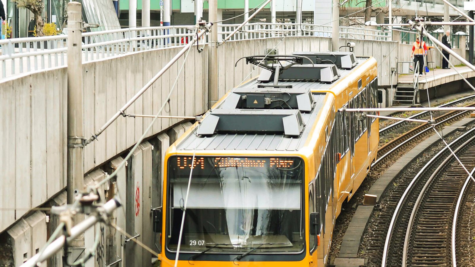 Auch die Fahrt mit der Stuttgarter Stadtbahn wird zum 1. September teuerer.Foto: Lg/Kovalenko Auch die Fahrt mit der Stuttgarter Stadtbahn wird zum 1. September teuerer.Foto: Lg/Kovalenko