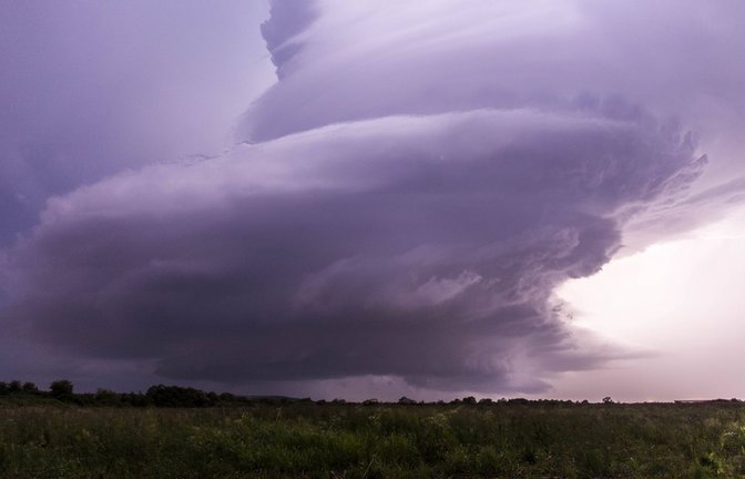 Superzellen-Gewitter führen regelmässig zu erheblichen Sachschäden, Ernteverlusten, Verkehrsproblemen und zu Verletzungen und Todesfällen.<span class='image-autor'>Foto: /Bernd März</span>