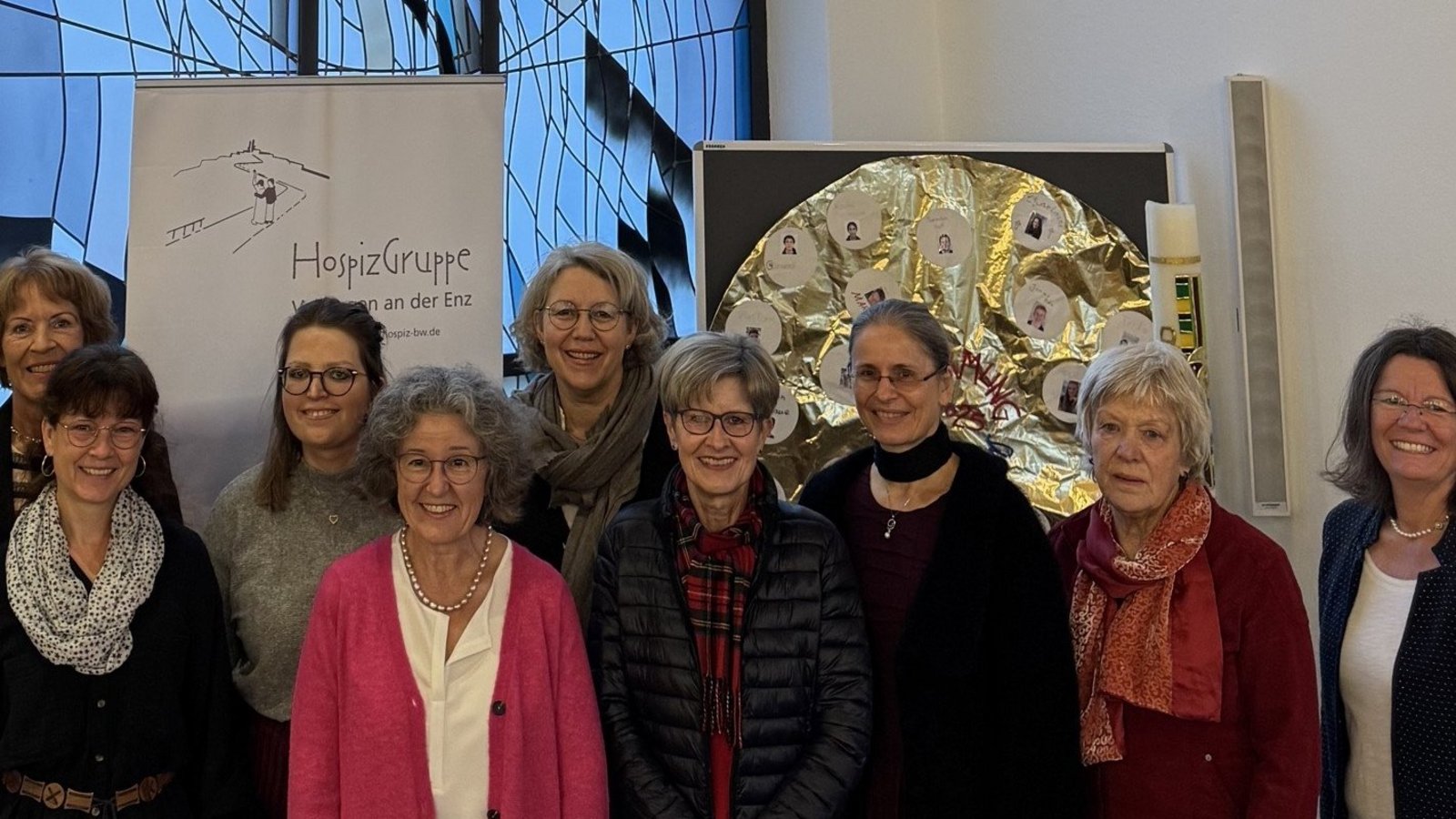 Die Hospizgruppe mit den Leiterinnen Margret Wagner (links) und Felicitas Benz (Zweite von links). Foto: p Die Hospizgruppe mit den Leiterinnen Margret Wagner (links) und Felicitas Benz (Zweite von links). Foto: p