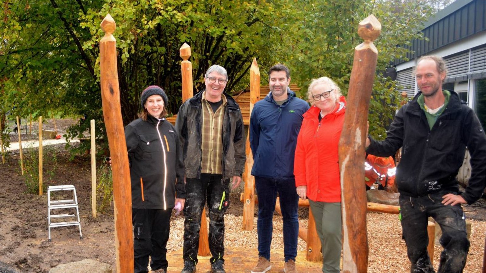 Die Schaffer freuen sich über das Ergebnis ihrer Arbeit. Foto: Stahlfeld Die Schaffer freuen sich über das Ergebnis ihrer Arbeit. Foto: Stahlfeld