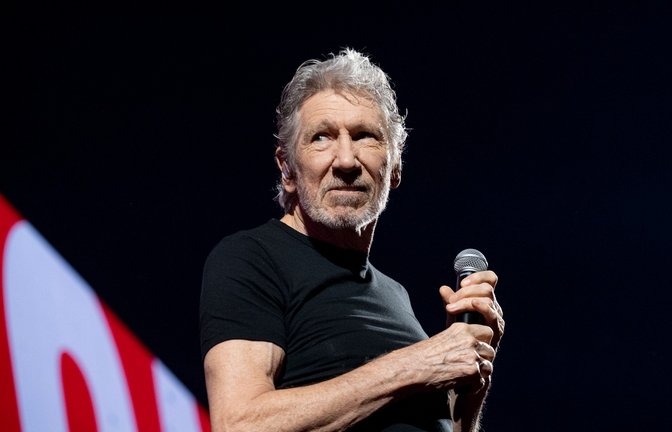 Roger Waters während eines Auftritts im Palau Sant Jordi im Rahmen seiner "This is not a drill Tour".<span class='image-autor'>Foto: picture alliance/dpa/EUROPA PRESS | Lorena Sopêna</span>