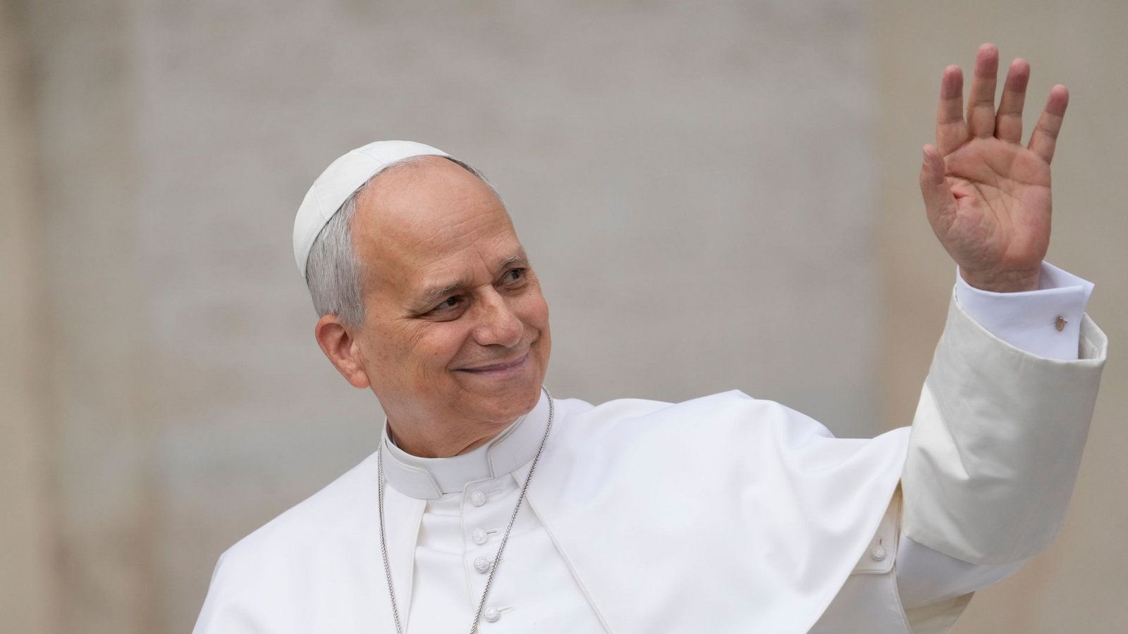 Eine Bank in Chicago pochte auf ihre Sicherheitsregeln - selbst wenn sie mit Papst Leo telefoniert.Foto: Gregorio Borgia/AP/dpa/Gregorio Borgia