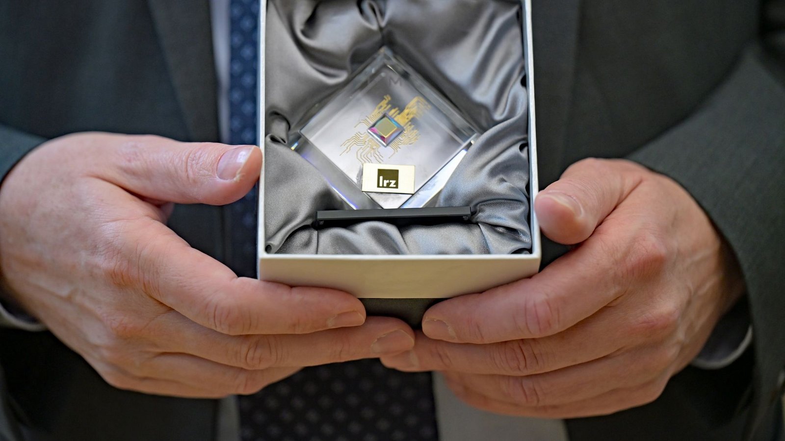 Quantenchips gehören zu der Technologie der Zukunft.Foto: Malin Wunderlich/dpa