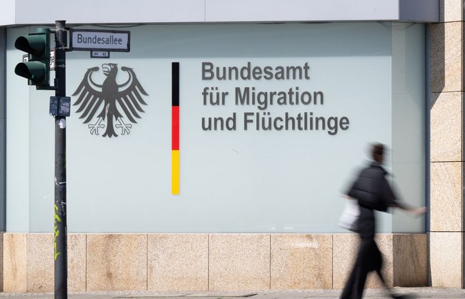 Das BAMF ist für Asylbescheide zuständig.<span class='image-autor'>Foto: dpa/Sebastian Gollnow</span>
