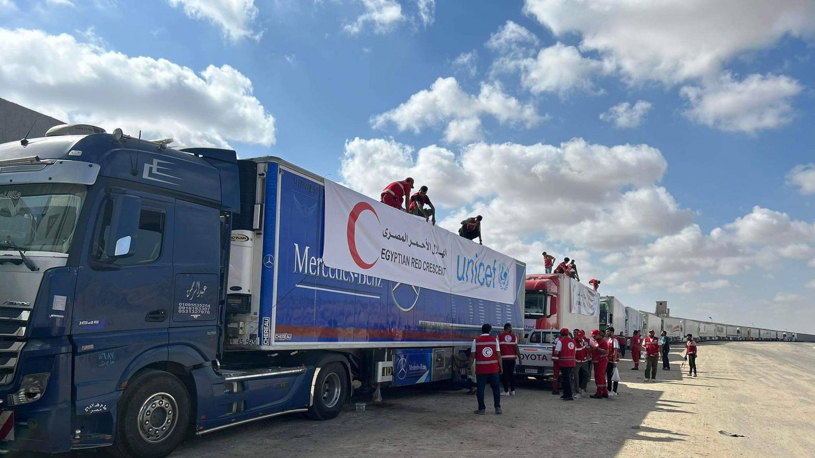 Unicef und der Rote Halbmond liefern 2023 Hilfsgüter nach Gaza. Israel setzte nun die Hilfslieferungen nach Gaza aus (Archivfoto).Foto: IMAGO/Xinhua/IMAGO/Ahmed Gomaa