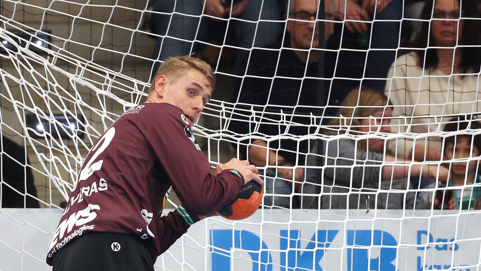 FAG-Keeper Kristian Saeveras.Foto: Pressefoto Baumann FAG-Keeper Kristian Saeveras.Foto: Pressefoto Baumann