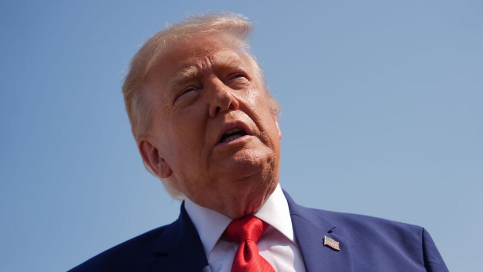 US-Präsident Donald Trump hat die angekündigte Angriffswelle auf den Iran vorerst abgesagt. Er behauptet, es zeichne sich eine Vereinbarung ab.Julia Demaree Nikhinson/AP/dpa