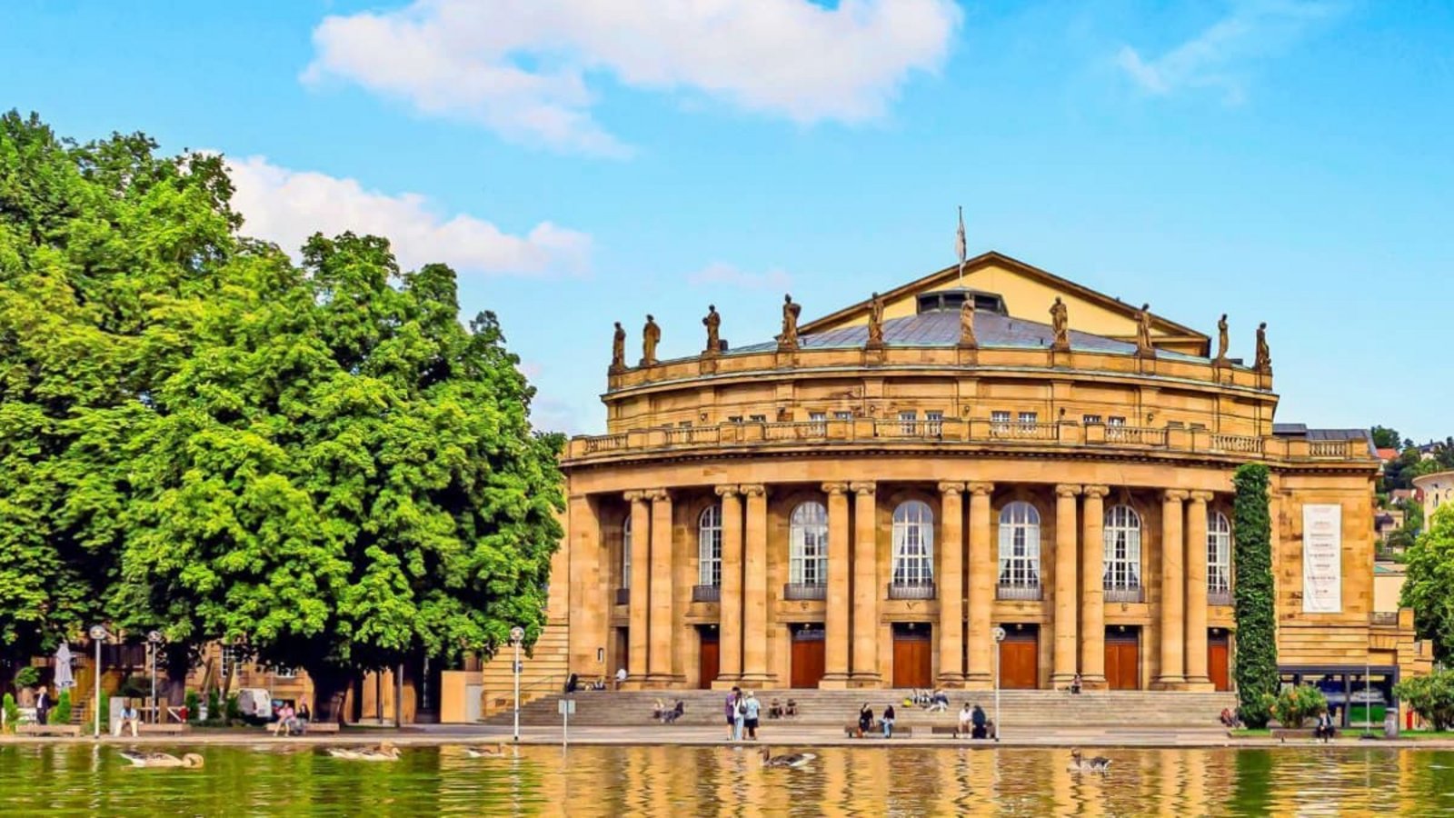 Ungeachtet aller Debatten um die dringend notwendige Sanierung des Staatstheater-Herzstücks Opernhaus: Die Staatstheater Stuttgart erreichen in der Saison 2025/2026 mit Oper, Ballett und Schauspiel erneut mehr Menschen (Archivfoto).www.imago-images.de Ungeachtet aller Debatten um die dringend notwendige Sanierung des Staatstheater-Herzstücks Opernhaus: Die Staatstheater Stuttgart erreichen in der Saison 2025/2026 mit Oper, Ballett und Schauspiel erneut mehr Menschen (Archivfoto).www.imago-images.de