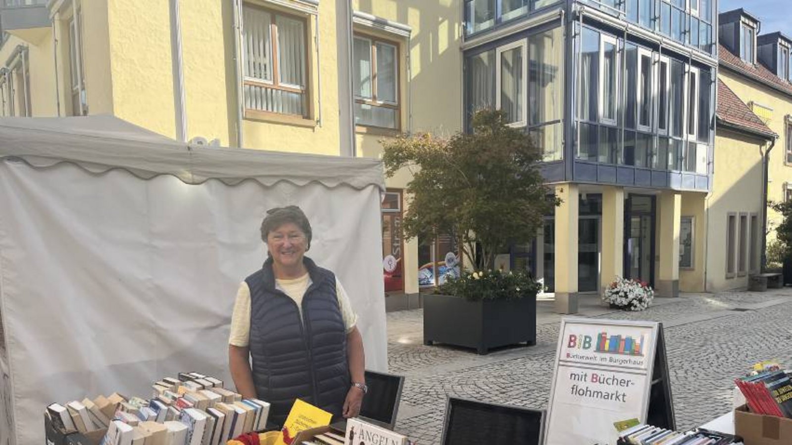 Bücherwelt beim Krämermarkt. Foto: Glemser Bücherwelt beim Krämermarkt. Foto: Glemser