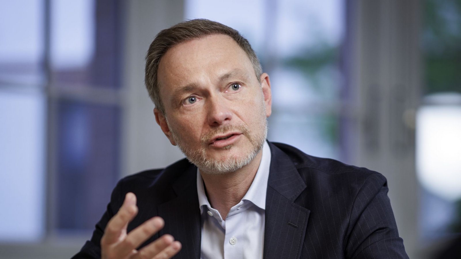 Christian Lindner erklärt seine Sicht auf die Herausforderungen künftiger Finanzpolitik.Foto: photothek.de/Janine Schmitz Christian Lindner erklärt seine Sicht auf die Herausforderungen künftiger Finanzpolitik.Foto: photothek.de/Janine Schmitz