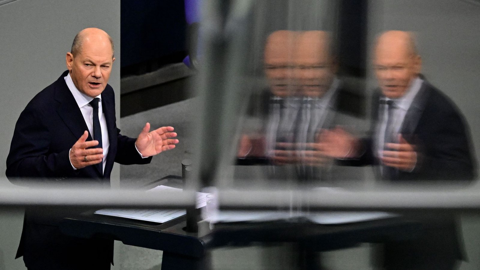 Olaf Scholz hat im Bundestag seine Regierungserklärung zum Ampel-Aus abgegeben.Foto: AFP/JOHN MACDOUGALL Olaf Scholz hat im Bundestag seine Regierungserklärung zum Ampel-Aus abgegeben.Foto: AFP/JOHN MACDOUGALL