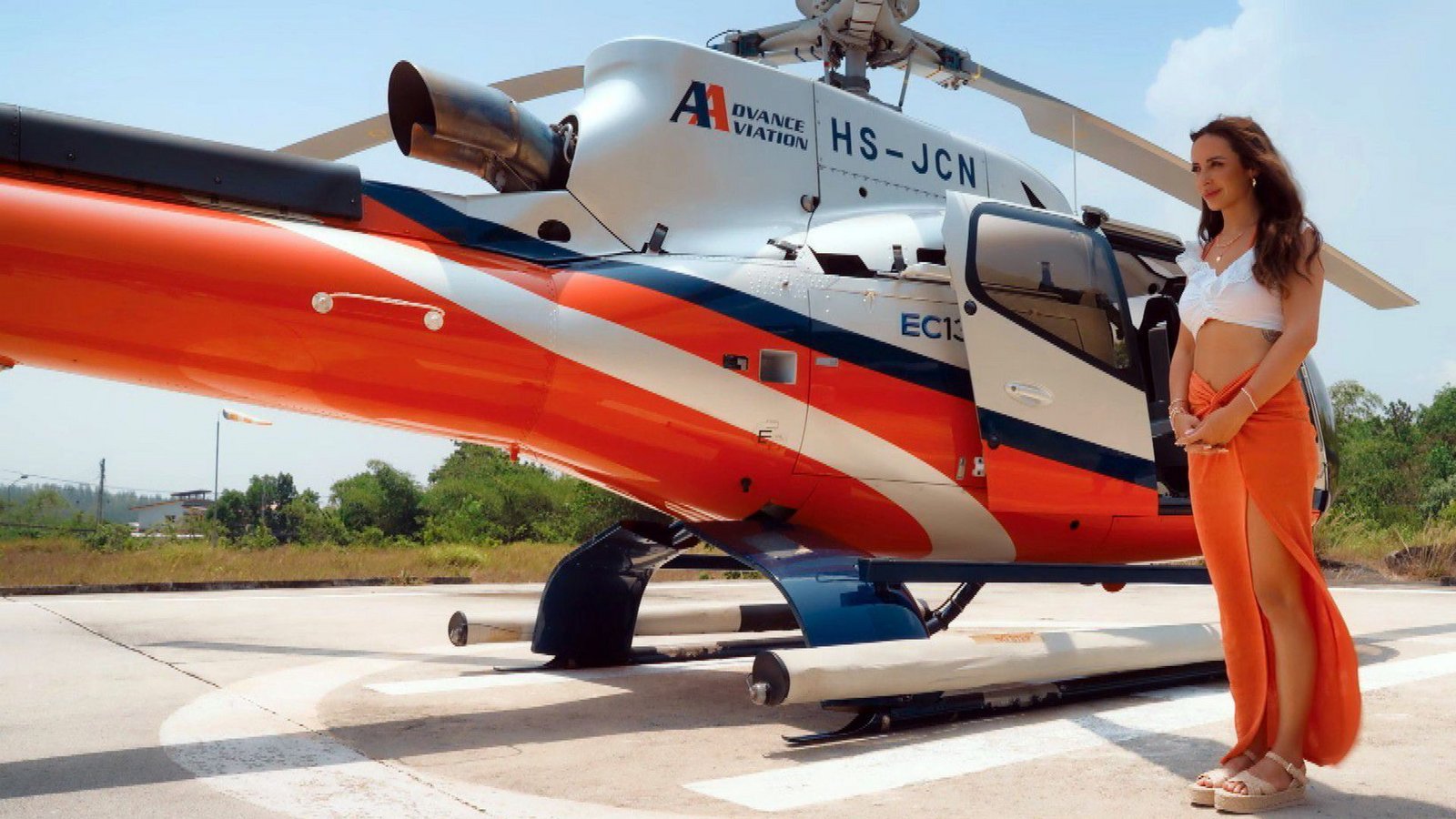 Jenny plant einen Helikopterflug mit Pedro.Foto: RTL