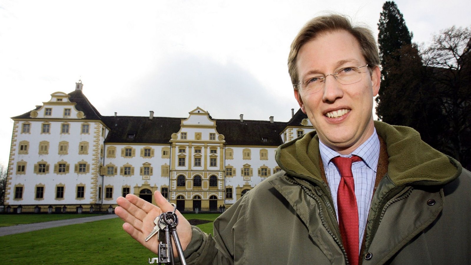 Prinz Bernhard, der Schüler im Internat Salem war, studierte Jura und Betriebswirtschaft, bevor er die Geschäfte der Familie übernahm.Foto: dpa