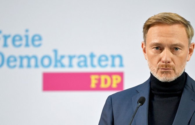 Am Tag nach der Wahl gibt Lindner sich als Staatsmann – und könnte doch noch zum Sprengmeister werden.<span class='image-autor'>Foto: Anna Ross/dpa/Anna Ross</span>