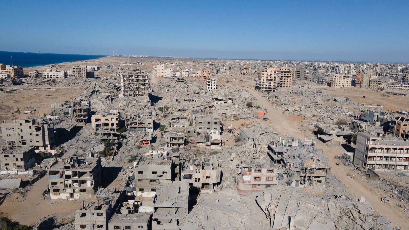 Nach zwei Jahren Krieg sind Teile des Gazastreifens komplett zerstört.Foto: AFP Nach zwei Jahren Krieg sind Teile des Gazastreifens komplett zerstört.Foto: AFP