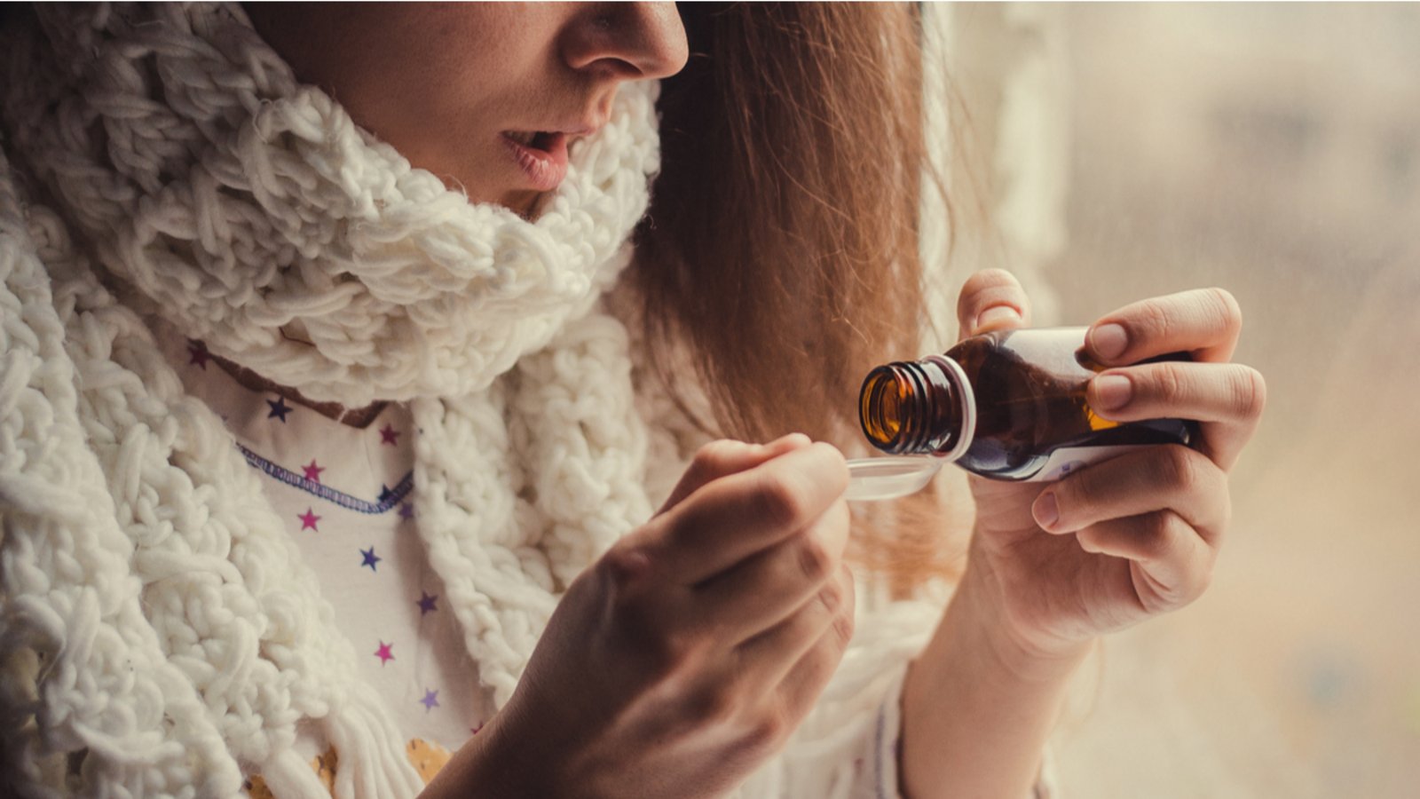 Hustensaft können Sie auch ganz einfach selber machen.Foto: Sushitsky Sergey/Shutterstock Hustensaft können Sie auch ganz einfach selber machen.Foto: Sushitsky Sergey/Shutterstock