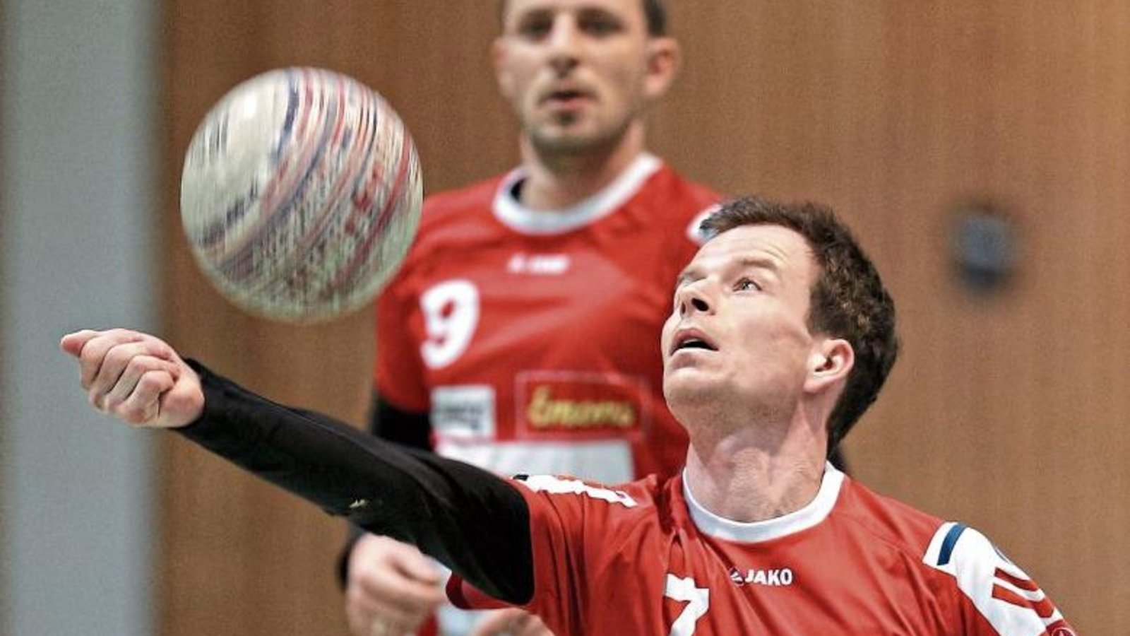 Im Hinspiel gegen Calw hat Marco Lochmahr (vorne) für Michael Krauß aufgelegt. Beide konnten zwar in dieser Woche nicht trainieren, greifen im Rückspiel aber wieder an. Foto: Küppers