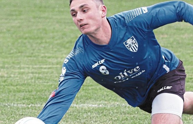 Für die verkürzte Feldsaison der 1. Bundesliga streift sich Jaro Jungclaussen wieder das Trikot des TV Schweinfurt-Oberndorf über. Foto: Nachreiner