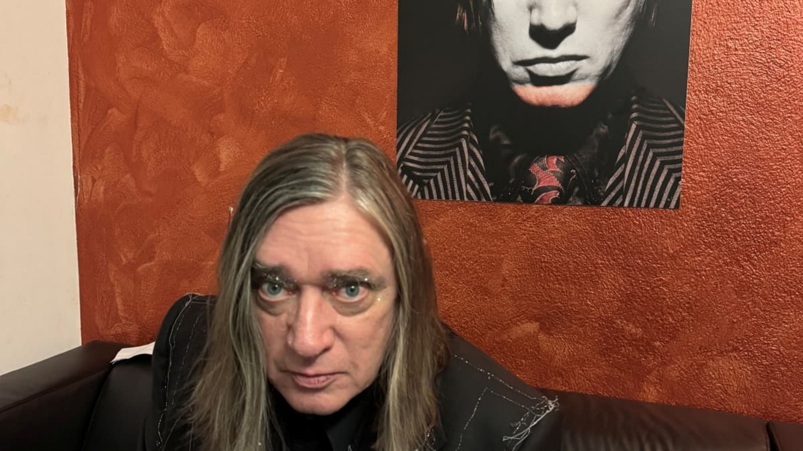 Jetzt und früher auf einem Bild: Performance-Künstler und Musiker Blixa Bargeld.Privat/Erin Bargeld Jetzt und früher auf einem Bild: Performance-Künstler und Musiker Blixa Bargeld.Privat/Erin Bargeld