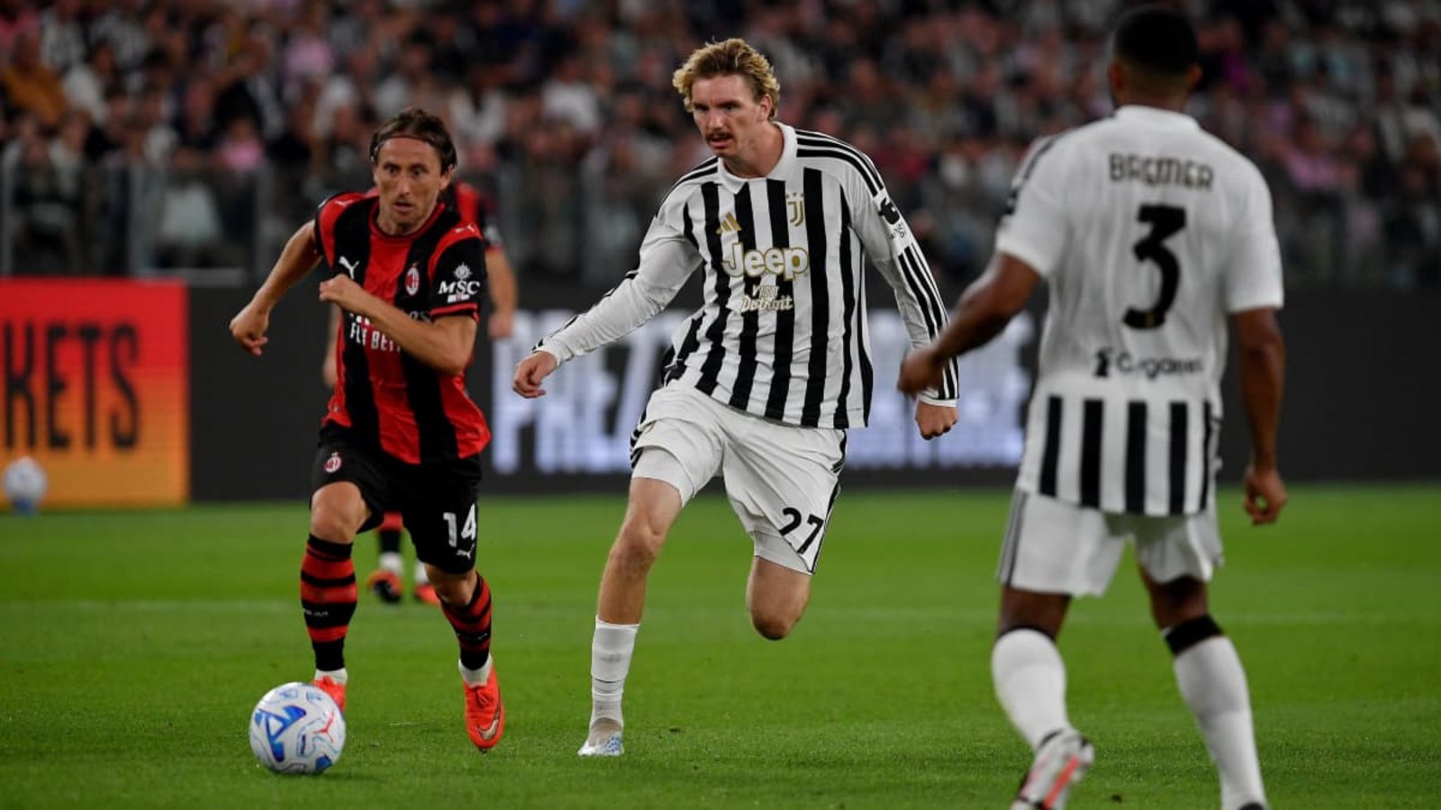 Gegen Milan (Bild) und Sassuolo wurde Woltemade jeweils in der Schlussphase eingewechselt – spielt er gegen Nijmegen von Beginn an?IPA/SIPA/actionpress Gegen Milan (Bild) und Sassuolo wurde Woltemade jeweils in der Schlussphase eingewechselt – spielt er gegen Nijmegen von Beginn an?IPA/SIPA/actionpress
