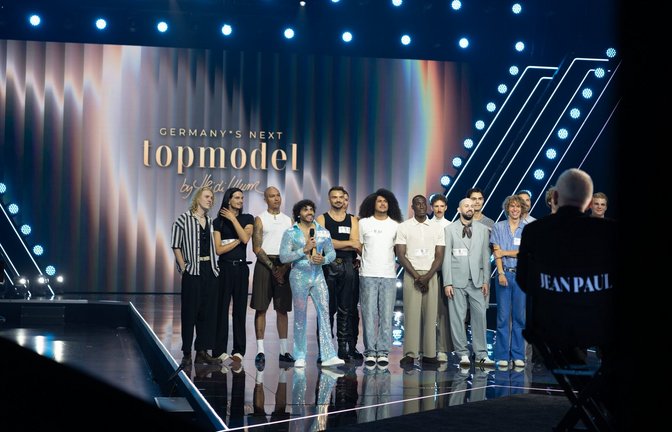 25 Teilnehmer schafften es vom offenen Casting in Köln in die nächste Runde bei "Germany's Next Topmodel" 2026.<span class='image-autor'>Foto: ProSieben/Daniel Graf</span>