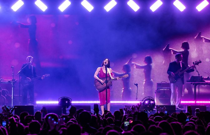 Gracie Abrams – hier bei einem Konzert in Washington DC – ist am Samstag in Stuttgart aufgetreten. Bei der Show in der Porsche-Arena waren keine Pressefotografinnen und Pressefotografen zugelassen.<span class='image-autor'>Foto: IMAGO/imageSPACE/IMAGO/Lisa Walker/imageSPACE</span>