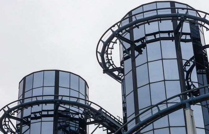 Die Achterbahn Euro-Mir ist im Europa-Park zu sehen.<span class='image-autor'>Foto: Philipp von Ditfurth/dpa/Philipp von Ditfurth</span>