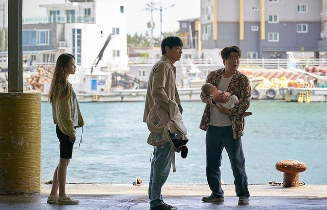 In Hirokazu Kore-edas neuem Film geht es um den Handel mit Babys.<span class='image-autor'>Foto: IMAGO/Everett Collection/IMAGO</span>
