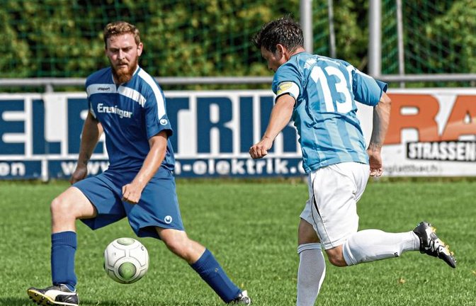 Robin Bahnmaier (links) ist beim FC Gündelbach auf der linken Außenverteidigerposition kaum zu ersetzen. Foto: Leitner