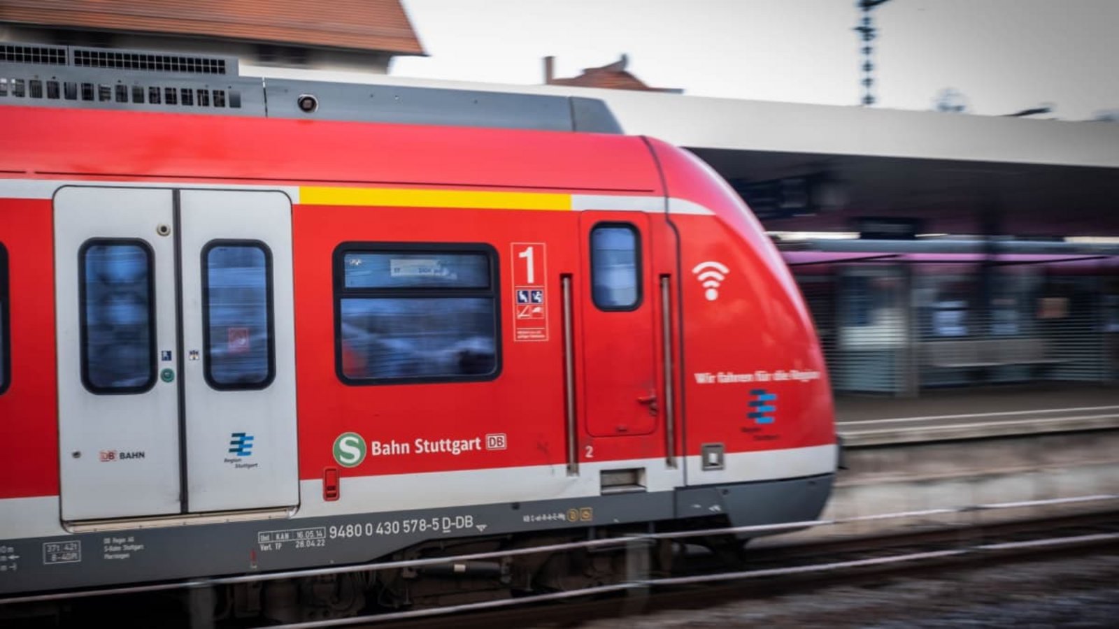 Der Vorfall ereignete sich in einer S-Bahn (Symbolbild).Lichtgut/Achim Zweygarth Der Vorfall ereignete sich in einer S-Bahn (Symbolbild).Lichtgut/Achim Zweygarth
