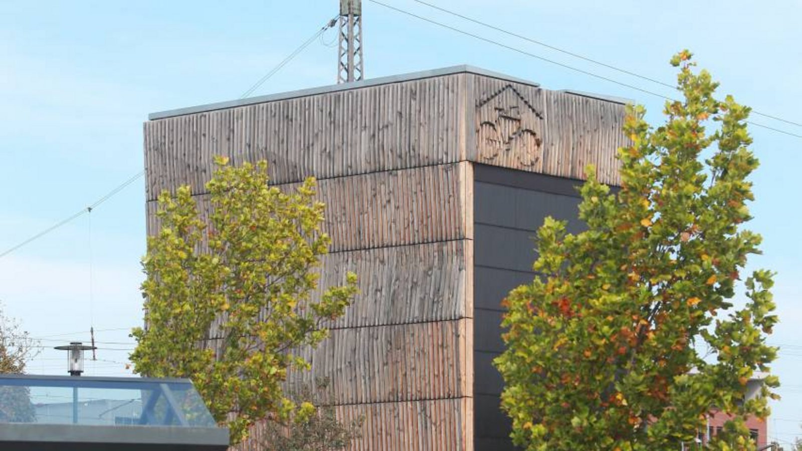 Mühlacker Fahrradparkhaus Bahnhof Infrastruktur Fahrrad Foto: Schüller