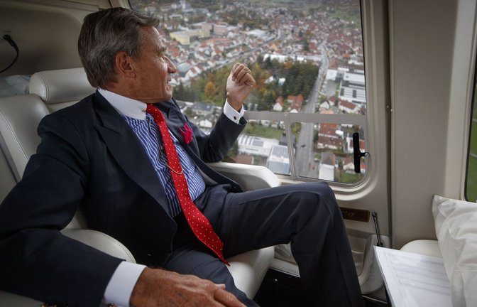 Wolfgang Grupp beim Landeanflug auf Burladingen<span class='image-autor'>Foto: © C) Gottfried Stoppel/Gottfried Stoppel</span>