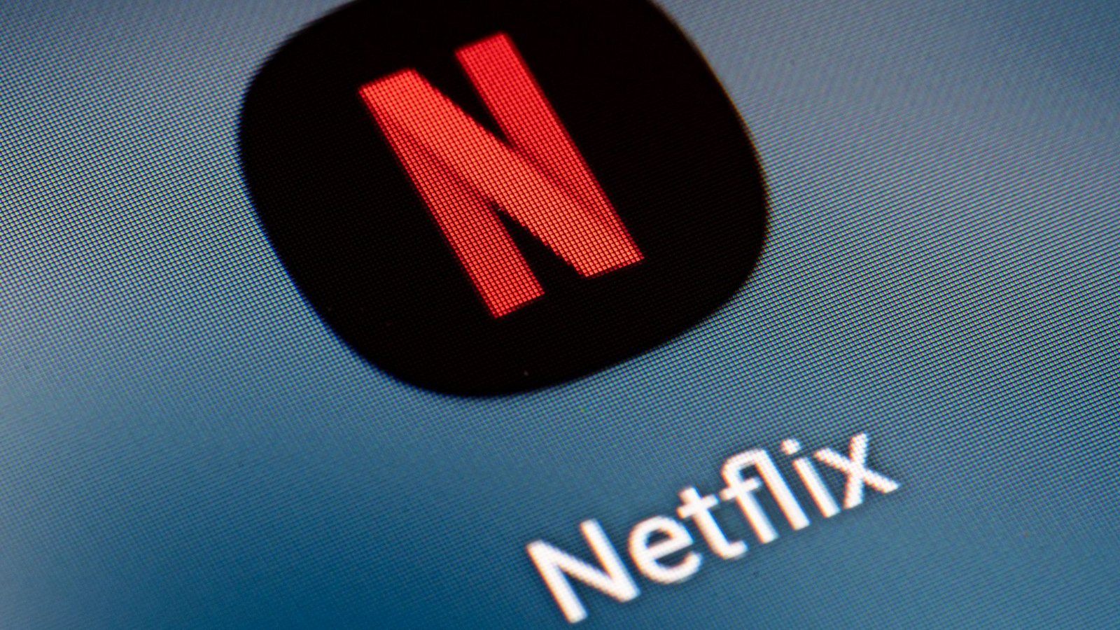 Netflix gab den Bieterkampf um das Hollywood-Urgestein Warner Brothers verloren.Foto: Fabian Sommer/dpa