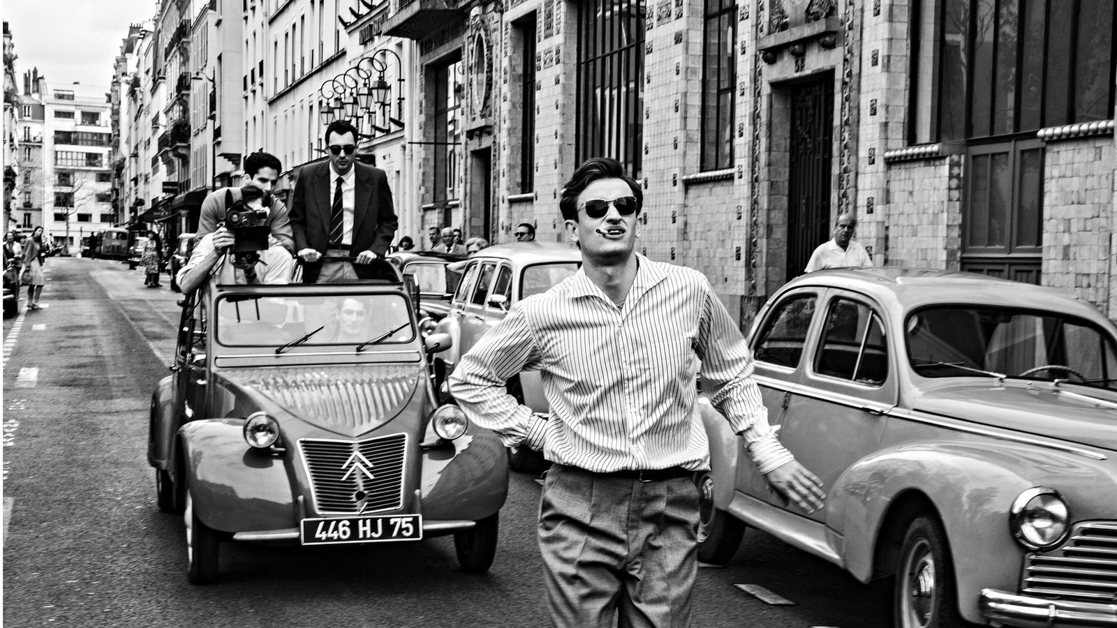 Das Filmteam jagt Jean-Paul Belmondo (Aubrey Dullin)Foto: Verleih