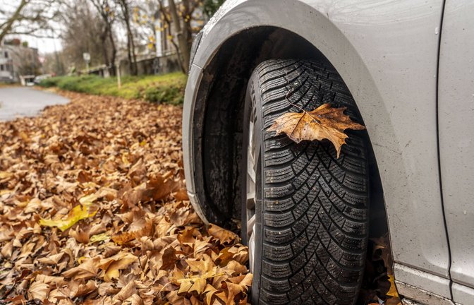 Der Wechsel auf Winterreifen steht an – ein gefährliches Produkt sorgt unabhängig davon für Probleme (Symbolbild).<span class='image-autor'>Foto: imago images/Jochen Tack</span>