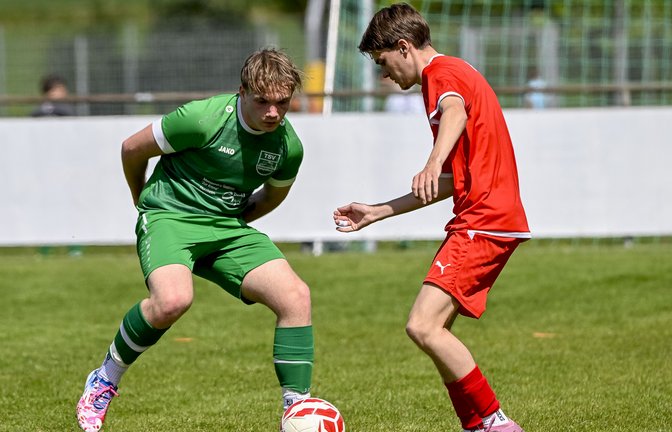 Mykola Makarov (links) trifft mit dem TSV Kleinglattbach auf die SGM Nussdorf/Roßwag. <span class='image-autor'>Foto: Leitner</span>